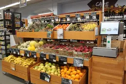 218-biocoop-chambery-faubourg-mache-magasin-alimentation-bio-agrume-pomme-fruit-legume-saison.webp