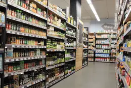 218-biocoop-chambery-faubourg-mache-magasin-alimentation-bio-condiment-epicerie.webp