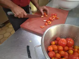 218-biocoop-chambery-faubourg-mache-magasin-alimentation-bio-cuisine-tomate.webp