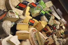 218-biocoop-chambery-faubourg-mache-magasin-alimentation-bio-fromage-tome-savoie.webp