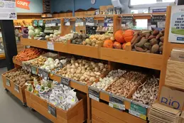 218-biocoop-chambery-faubourg-mache-magasin-alimentation-bio-legume-saison-hiver.webp