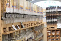 218-biocoop-chambery-faubourg-mache-magasin-alimentation-bio-vrac-zero-dechet-legumineuse.webp